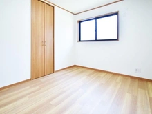 【東京都/町田市本町田】町田市本町田　中古戸建 洋室：約5.5帖