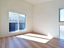 【東京都/町田市玉川学園】町田市玉川学園4丁目　新築戸建 洋室：約7.0帖
ウォークインクローゼット付き