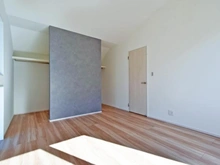 【東京都/町田市玉川学園】町田市玉川学園4丁目　新築戸建 洋室：約7.0帖
ウォークインクローゼット付き