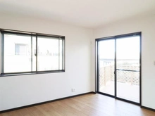 【東京都/町田市上小山田町】町田市上小山田町　中古戸建 洋室：約7.2帖