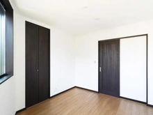 【東京都/町田市上小山田町】町田市上小山田町　中古戸建 洋室：約5.8帖