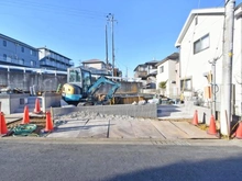 【東京都/町田市金井ヶ丘】町田市金井ヶ丘2丁目　新築戸建A号棟 現地（建築前）：全3棟
中央