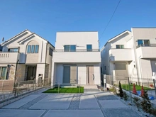 【東京都/稲城市東長沼】稲城市東長沼　新築戸建2号棟 外観：全3棟