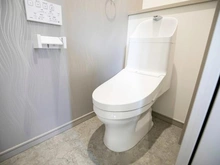 【東京都/稲城市東長沼】稲城市東長沼　新築戸建2号棟 トイレ：1階