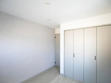 【東京都/稲城市東長沼】稲城市東長沼　新築戸建2号棟 洋室：約5.2帖