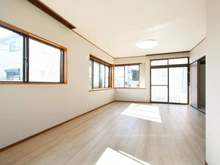 【東京都/町田市真光寺】町田市真光寺3丁目　中古戸建 リビング・ダイニング