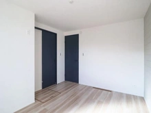 【神奈川県/川崎市多摩区南生田】川崎市多摩区南生田1丁目　新築戸建 洋室：約6.0帖
ウォークインクローゼット付き