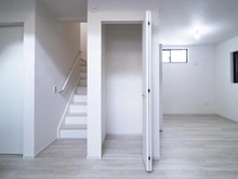 【東京都/町田市成瀬台】町田市成瀬台1丁目　新築戸建2号棟 LDK：収納