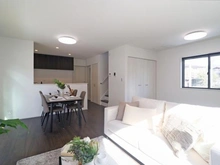 【神奈川県/川崎市麻生区東百合丘】川崎市麻生区東百合丘1丁目　中古戸建 LDK：約20.0帖