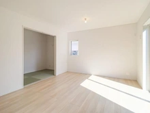 【東京都/町田市常盤町】町田市常盤町　新築戸建2号棟 リビング・ダイニング