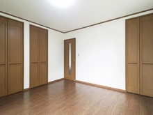 【東京都/稲城市平尾】稲城市平尾2丁目中古戸建 洋室：約8.1帖