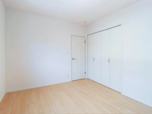 【神奈川県/横浜市保土ケ谷区法泉】横浜市保土ヶ谷区法泉1丁目中古戸建 洋室：約6.6帖