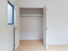 【神奈川県/横浜市保土ケ谷区法泉】横浜市保土ヶ谷区法泉1丁目中古戸建 洋室：約6.1帖