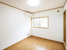 【神奈川県/横浜市戸塚区舞岡町】横浜市戸塚区舞岡町中古戸建 洋室：約5.3帖