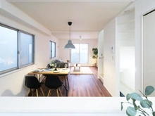 【神奈川県/横浜市鶴見区大東町】横浜市鶴見区大東町中古戸建 リビング・ダイニング