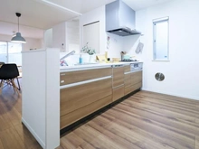 【神奈川県/横浜市鶴見区大東町】横浜市鶴見区大東町中古戸建 キッチン