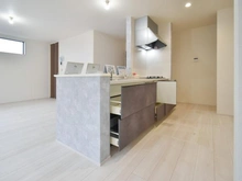 【神奈川県/横浜市瀬谷区宮沢】横浜市瀬谷区宮沢2丁目 新築戸建1号棟 キッチン