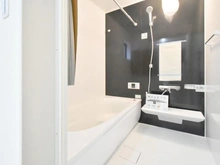 【神奈川県/横浜市瀬谷区宮沢】横浜市瀬谷区宮沢2丁目 新築戸建1号棟 浴室