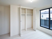 【神奈川県/横浜市瀬谷区宮沢】横浜市瀬谷区宮沢2丁目 新築戸建1号棟 洋室：約5.3帖