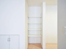 【神奈川県/横浜市瀬谷区宮沢】横浜市瀬谷区宮沢2丁目 新築戸建3号棟 LDK：収納