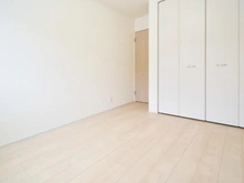 【神奈川県/横浜市瀬谷区宮沢】横浜市瀬谷区宮沢2丁目 新築戸建3号棟 洋室：約5.3帖