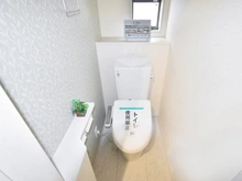 【神奈川県/横浜市瀬谷区宮沢】横浜市瀬谷区宮沢2丁目 新築戸建4号棟 トイレ：1階