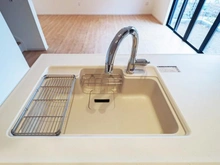 【神奈川県/川崎市麻生区東百合丘】川崎市麻生区東百合丘4丁目新築戸建 キッチン：シンク