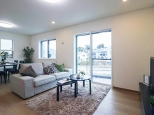 【神奈川県/川崎市麻生区王禅寺東】川崎市麻生区王禅寺東1丁目　新築戸建1号棟 リビング・ダイニング：床暖房付き