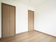 【神奈川県/川崎市麻生区王禅寺東】川崎市麻生区王禅寺東1丁目　新築戸建8号棟 洋室：約4.5帖