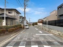 【神奈川県/川崎市麻生区王禅寺西】川崎市麻生区王禅寺西2丁目　中古戸建 前面道路