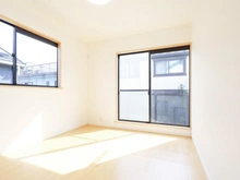 【東京都/八王子市西片倉】八王子市西片倉3丁目中古戸建 洋室：約6.0帖
ウォークインクローゼット付き