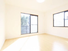 【東京都/八王子市西片倉】八王子市西片倉3丁目中古戸建 洋室：約7.0帖