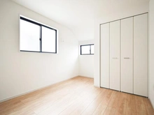 【神奈川県/川崎市多摩区南生田】川崎市多摩区南生田6丁目　新築戸建1号棟 洋室：約5.7帖