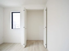 【神奈川県/川崎市多摩区南生田】川崎市多摩区南生田6丁目　新築戸建2号棟 洋室：約5.8帖