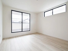 【神奈川県/川崎市多摩区南生田】川崎市多摩区南生田6丁目　新築戸建2号棟 洋室：約8.5帖