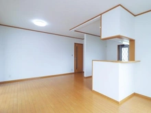 【神奈川県/川崎市宮前区潮見台】川崎市宮前区潮見台中古戸建 LDK：約15.2帖
