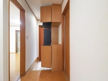 【神奈川県/川崎市宮前区潮見台】川崎市宮前区潮見台中古戸建 玄関