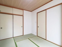 【神奈川県/川崎市宮前区潮見台】川崎市宮前区潮見台中古戸建 和室：約6.0帖