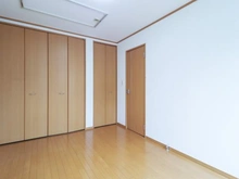 【神奈川県/川崎市宮前区潮見台】川崎市宮前区潮見台中古戸建 洋室：約6.7帖