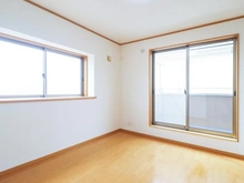 【神奈川県/川崎市宮前区潮見台】川崎市宮前区潮見台中古戸建 洋室
