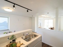 【神奈川県/横浜市金沢区六浦】横浜市金沢区六浦5丁目中古戸建 LDK：約22.0帖