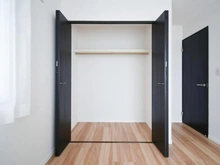 【神奈川県/大和市中央林間西】大和市中央林間西三丁目中古戸建 洋室：約6.5帖