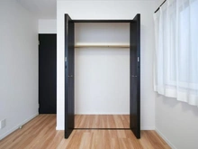 【神奈川県/大和市中央林間西】大和市中央林間西三丁目中古戸建 洋室：約5.3帖