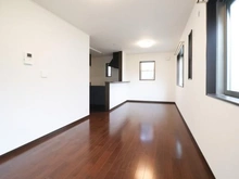 【東京都/東大和市中央】東大和市中央四丁目中古戸建 LDK：約15.5帖