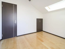 【東京都/練馬区三原台】練馬区三原台2丁目中古戸建 洋室：約6.1帖