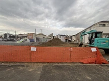 【東京都/府中市南町】府中市南町2丁目新築戸建2号棟 現地（建築前）：全3棟
中央