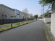 【東京都/町田市広袴】町田市広袴3丁目　中古戸建 前面道路