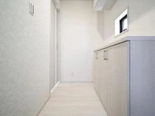 【東京都/町田市相原町】町田市相原町　新築戸建2号棟 玄関