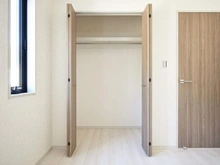 【東京都/町田市相原町】町田市相原町　新築戸建10号棟 洋室：約5.2帖