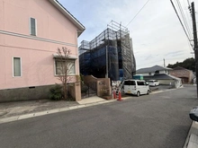 【神奈川県/川崎市麻生区千代ケ丘】川崎市麻生区千代ケ丘4丁目　新築戸建 前面道路